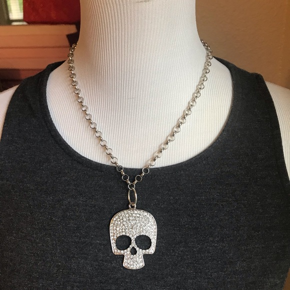 🇺🇸Rhinestone Skull Necklace - Picture 2 of 8